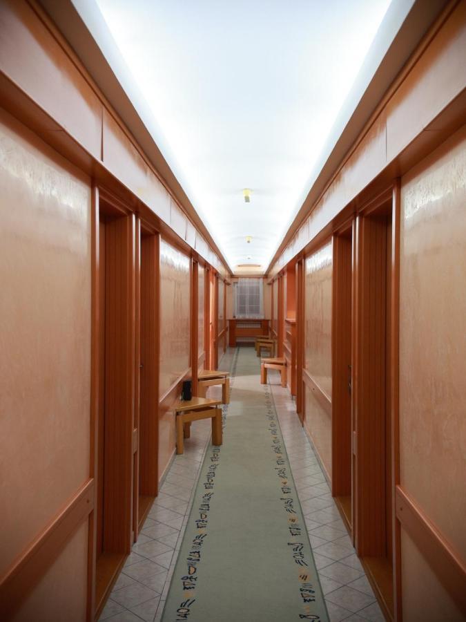 Hotel Lupus Novi Sad Dış mekan fotoğraf